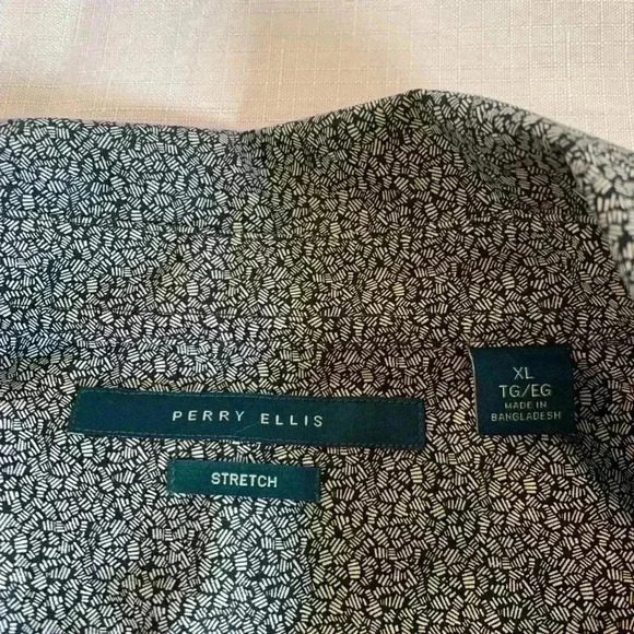Perry Ellis Men’s XL Extra Large Button Up Long Sleeve Shirt Black White Pattern - Picture 3 of 5